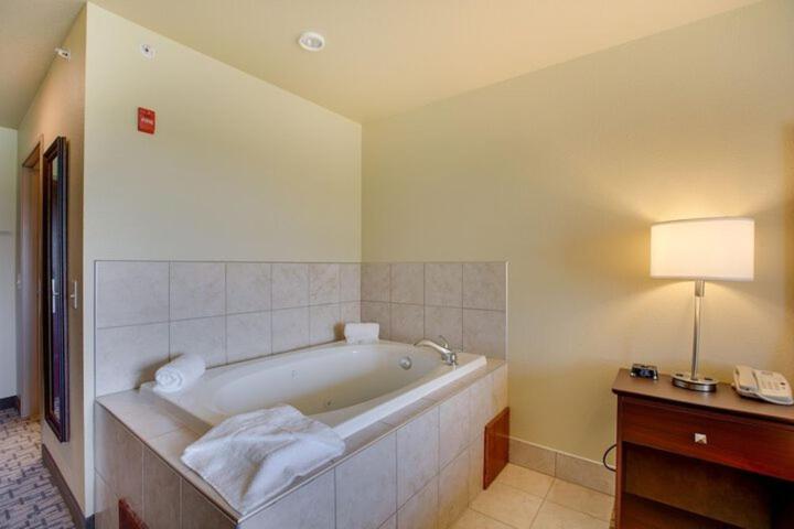 Cobblestone Inn & Suites-Fremont Kültér fotó